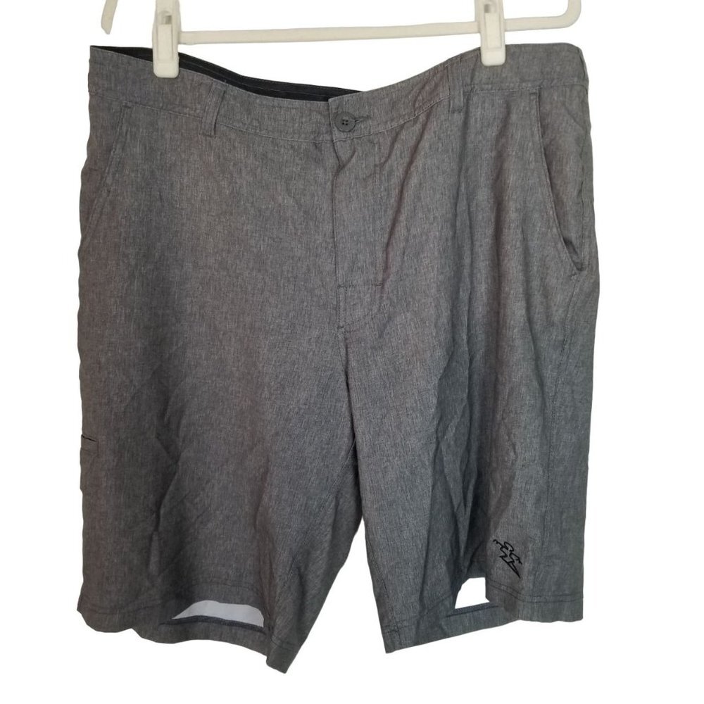 Da Hui Mens 38 Gray Flat Front Hybrid Chino Shorts Pockets Casual Embroidered